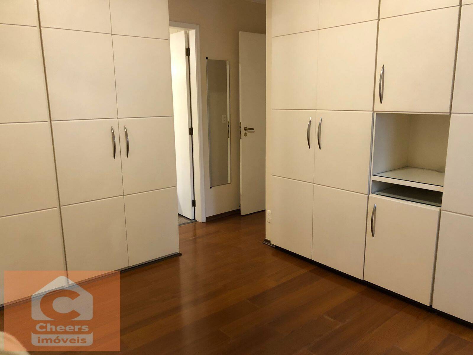 Apartamento para alugar com 2 quartos, 65m² - Foto 7