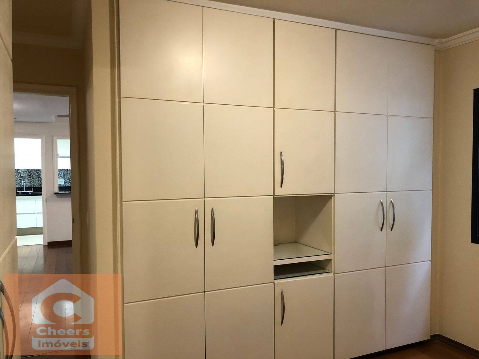 Apartamento para alugar com 2 quartos, 65m² - Foto 12