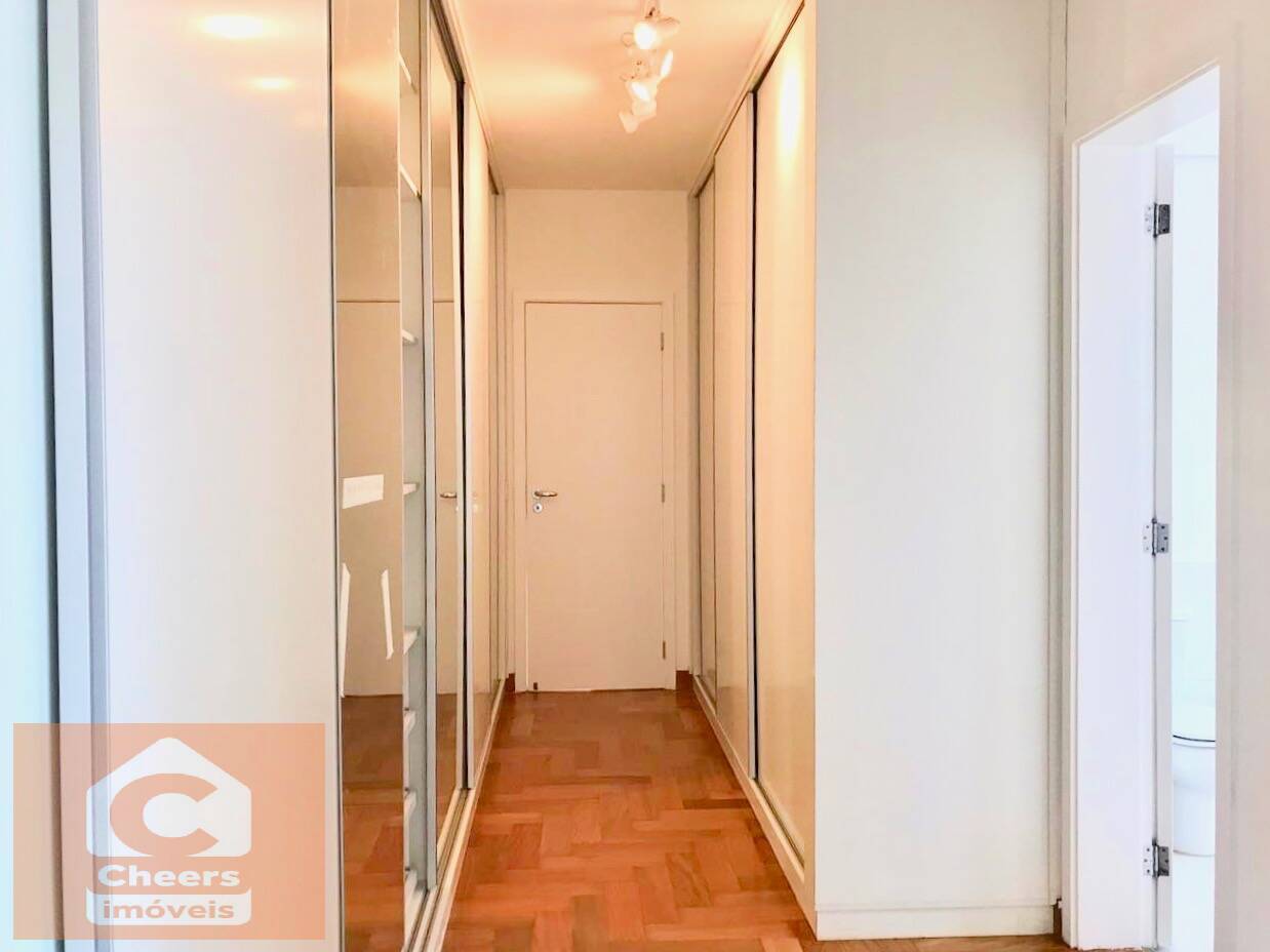 Apartamento para alugar com 4 quartos, 200m² - Foto 5