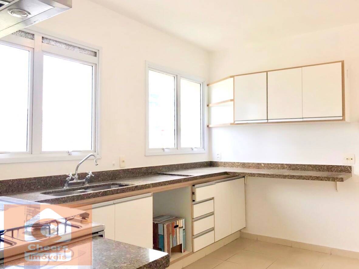 Apartamento para alugar com 4 quartos, 200m² - Foto 16