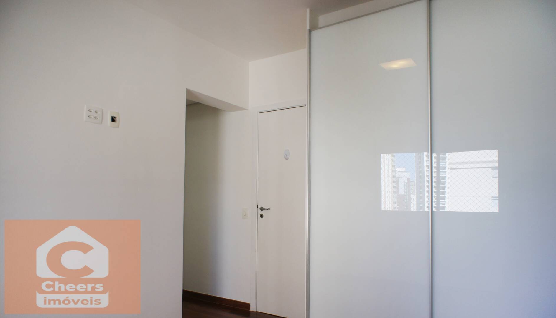 Apartamento para alugar com 4 quartos, 230m² - Foto 15