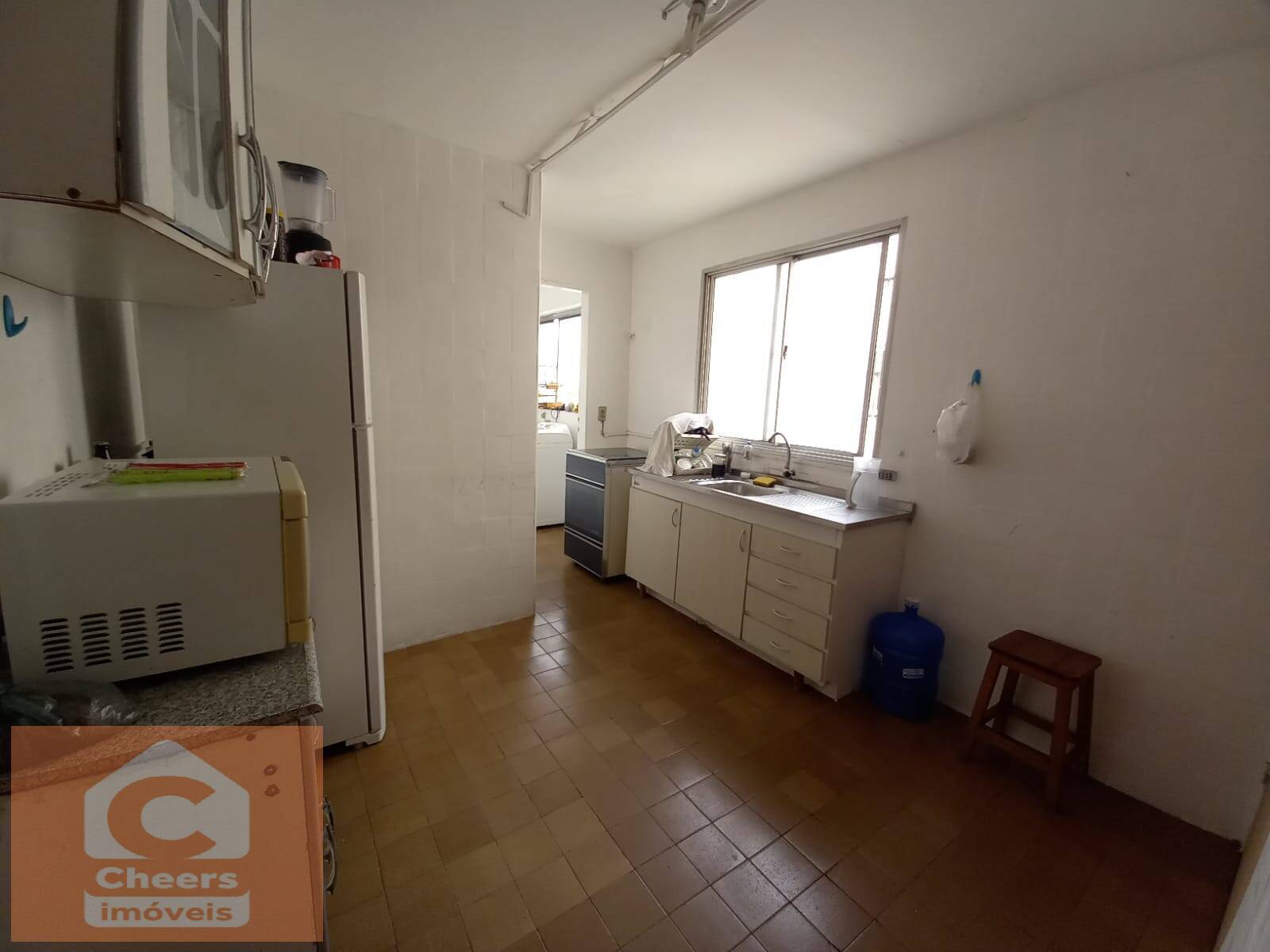 Apartamento à venda com 2 quartos, 70m² - Foto 10