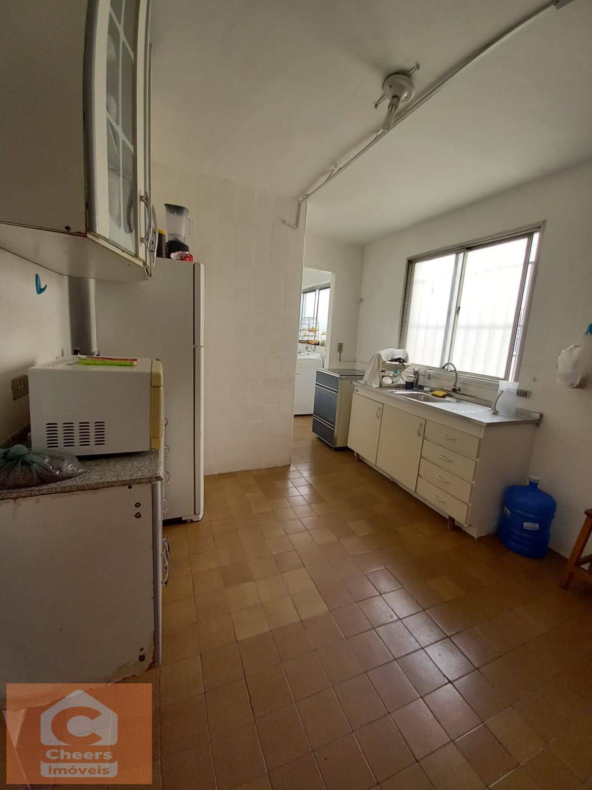 Apartamento à venda com 2 quartos, 70m² - Foto 15