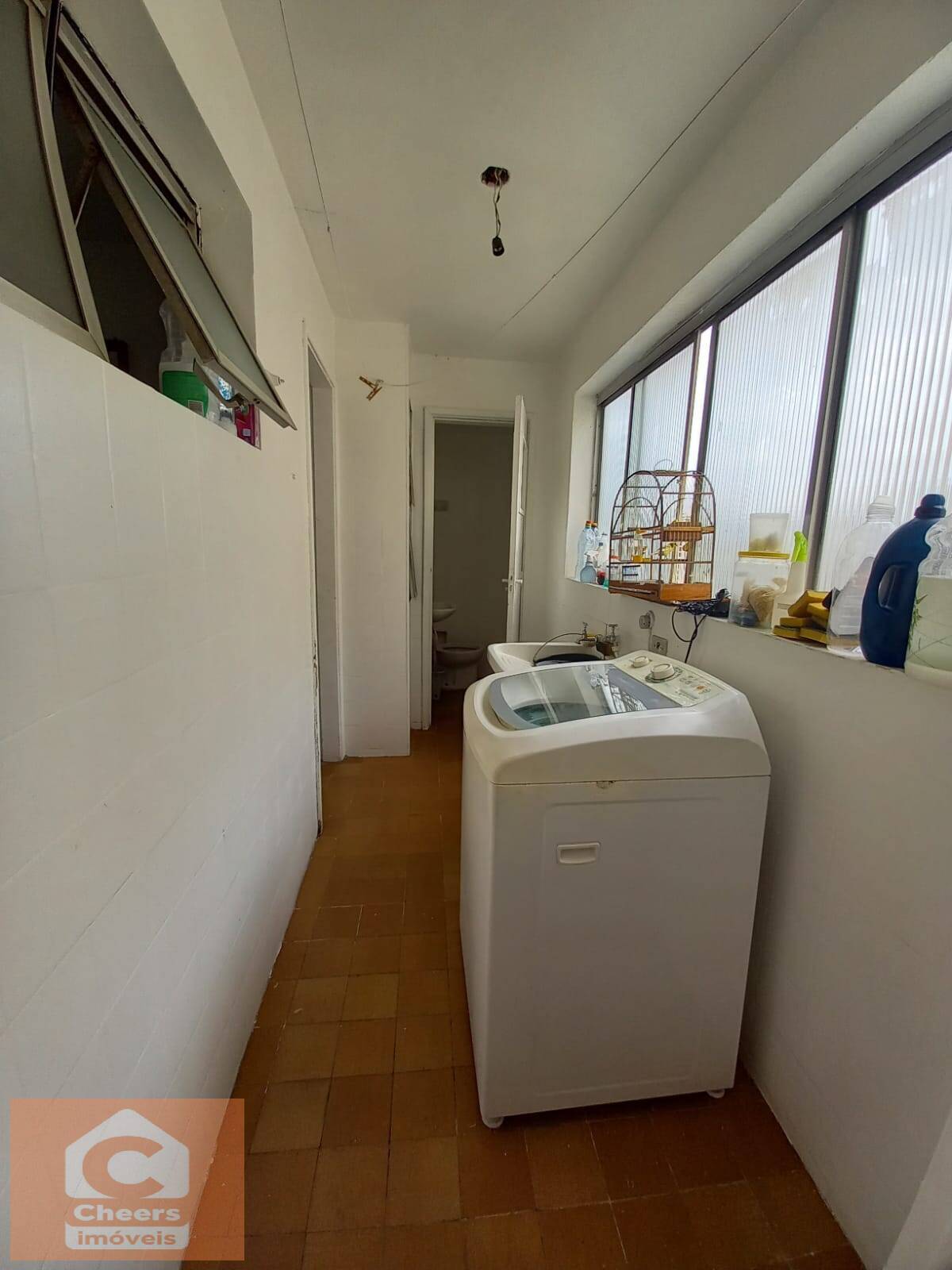 Apartamento à venda com 2 quartos, 70m² - Foto 11