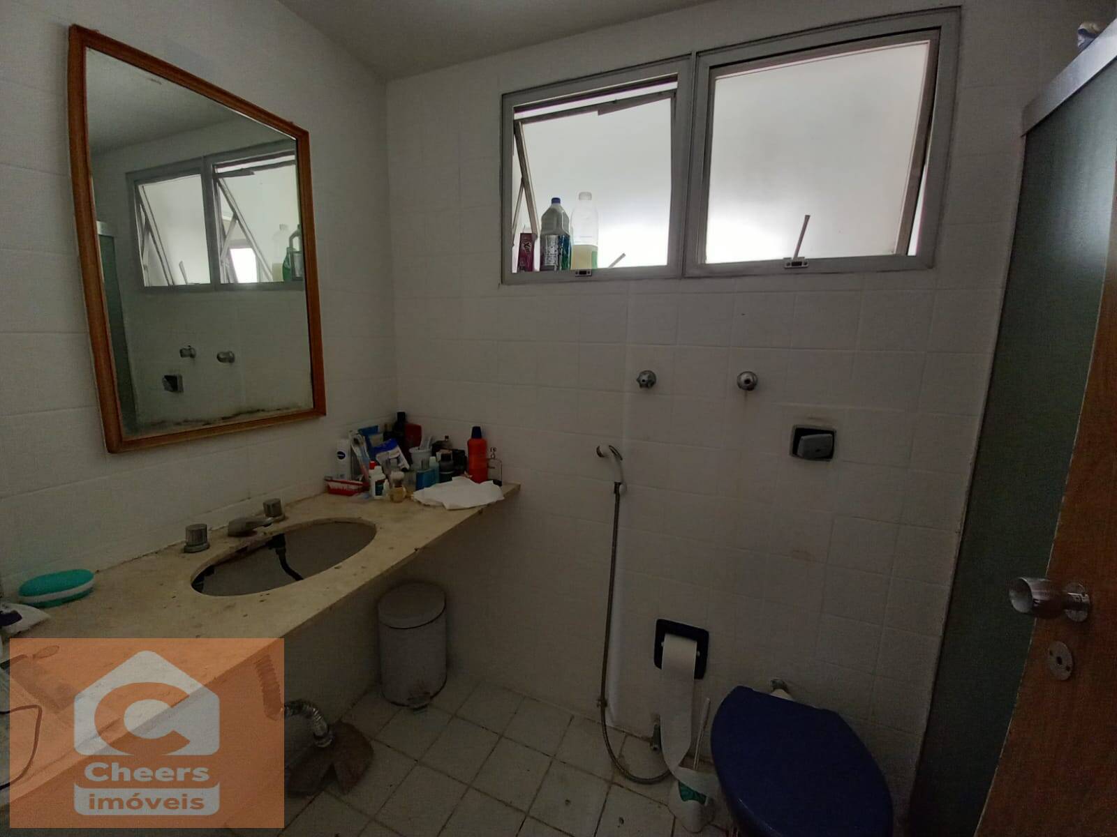 Apartamento à venda com 2 quartos, 70m² - Foto 24