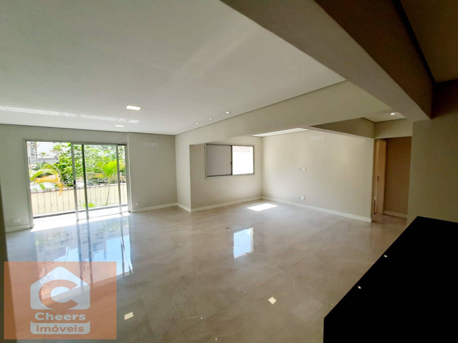 Apartamento à venda com 3 quartos, 115m² - Foto 4