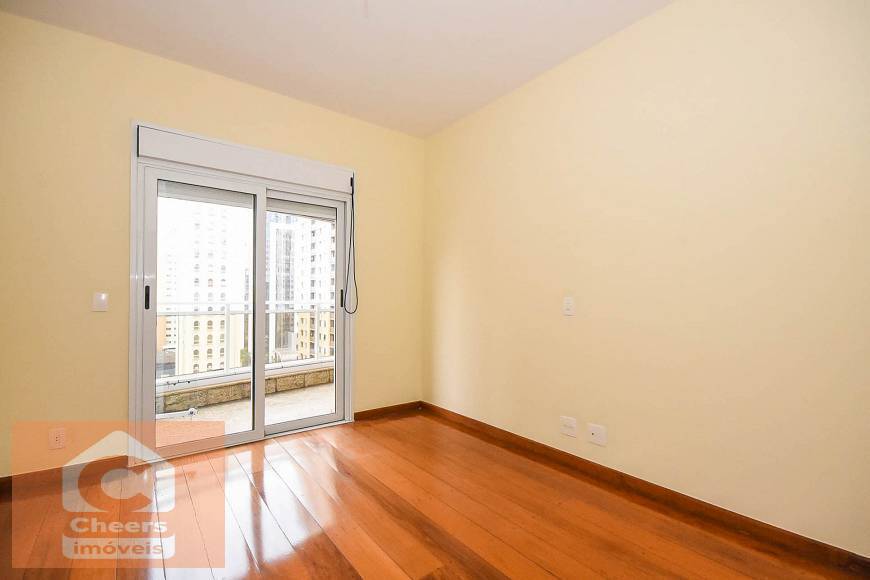 Apartamento à venda com 4 quartos, 215m² - Foto 11