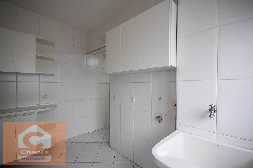 Apartamento à venda com 4 quartos, 215m² - Foto 17