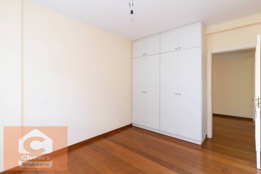 Apartamento à venda com 4 quartos, 215m² - Foto 26