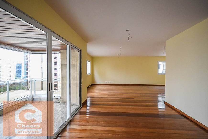 Apartamento à venda com 4 quartos, 215m² - Foto 43