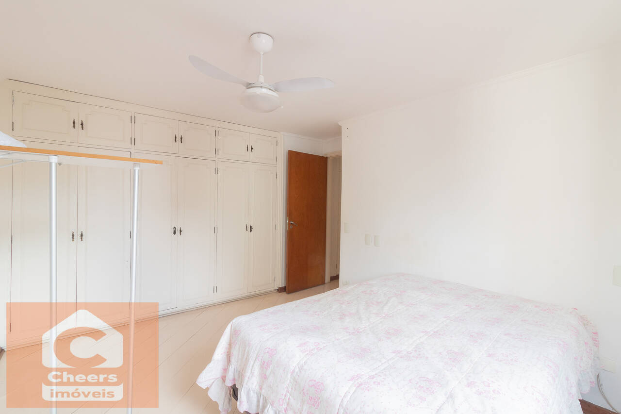 Apartamento à venda com 3 quartos, 142m² - Foto 11