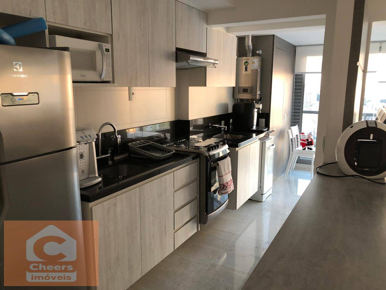 Apartamento à venda com 2 quartos, 75m² - Foto 4