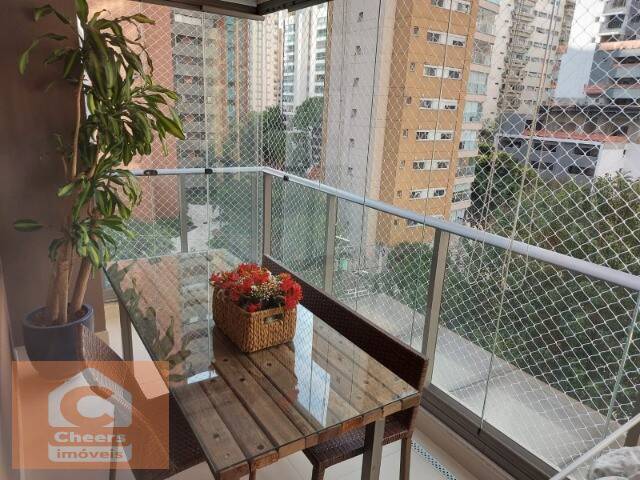 Apartamento à venda com 2 quartos, 71m² - Foto 1