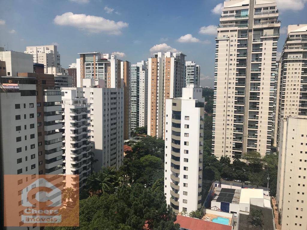 Apartamento à venda com 4 quartos, 170m² - Foto 2