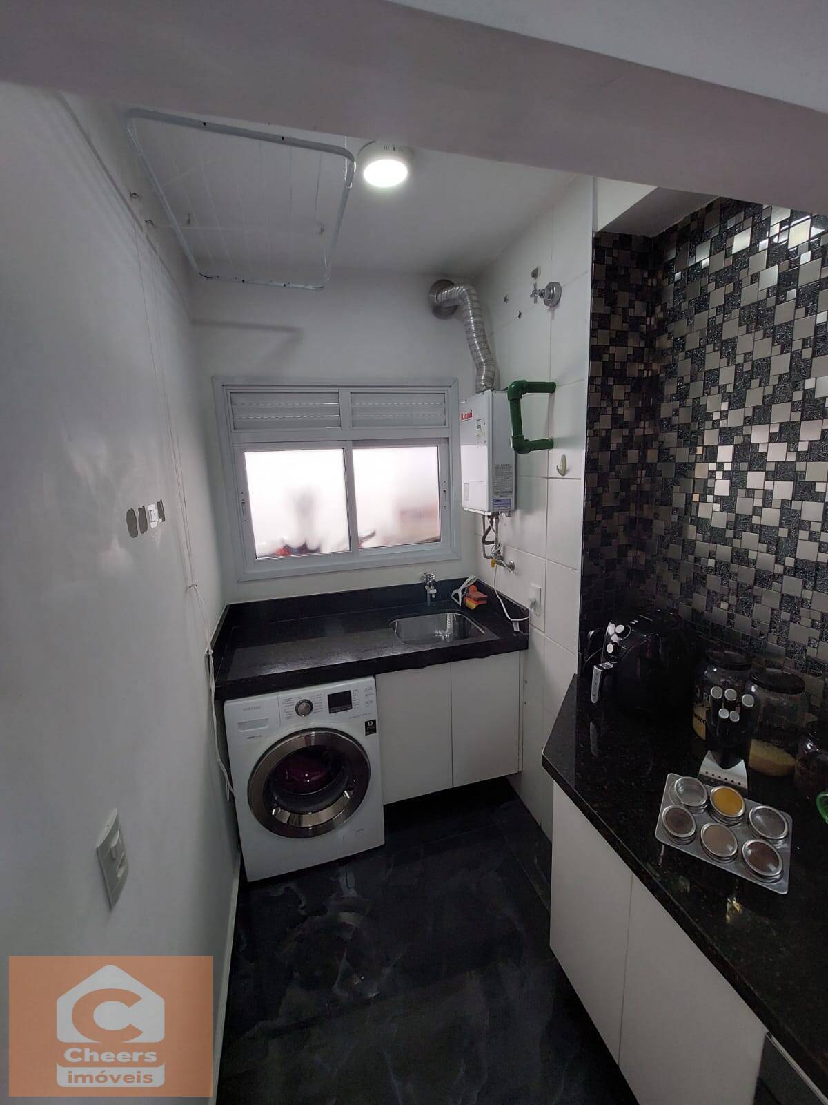 Apartamento à venda com 2 quartos, 67m² - Foto 13