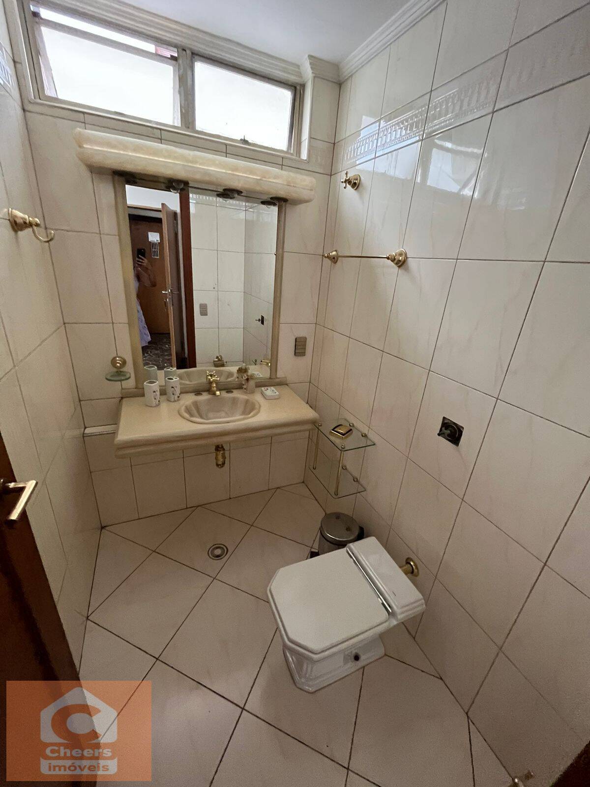 Apartamento à venda com 3 quartos, 200m² - Foto 24