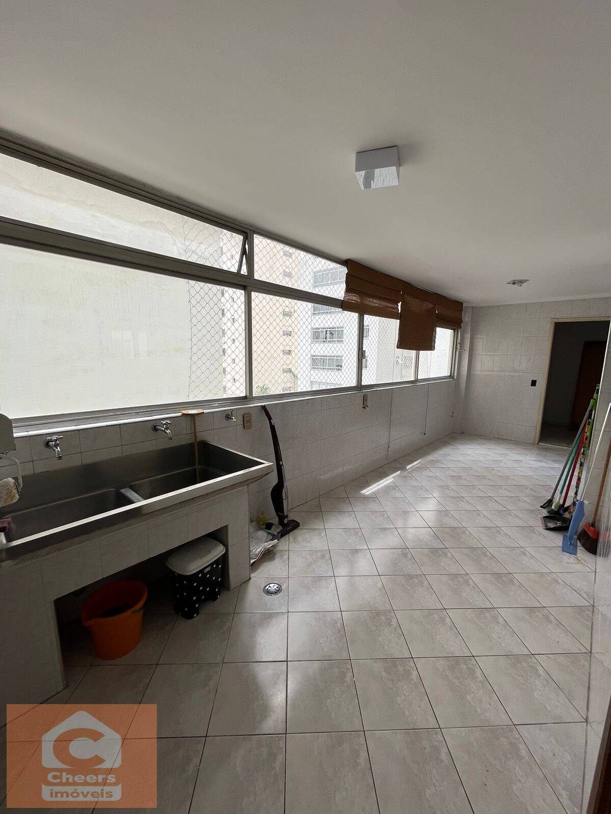 Apartamento à venda com 3 quartos, 200m² - Foto 20