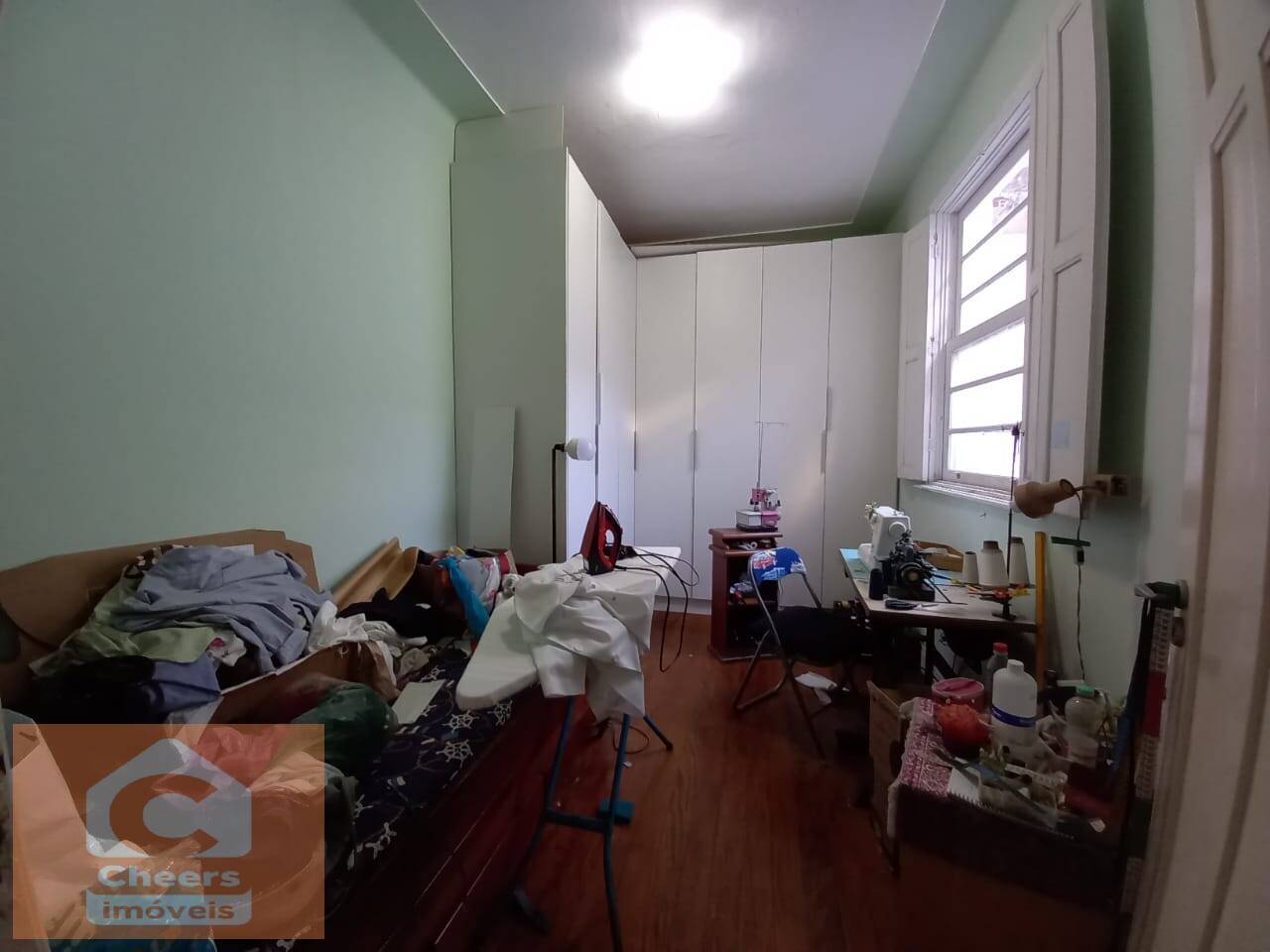 Casa à venda com 4 quartos, 200m² - Foto 11