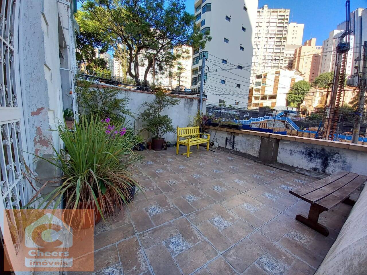 Casa à venda com 4 quartos, 200m² - Foto 13