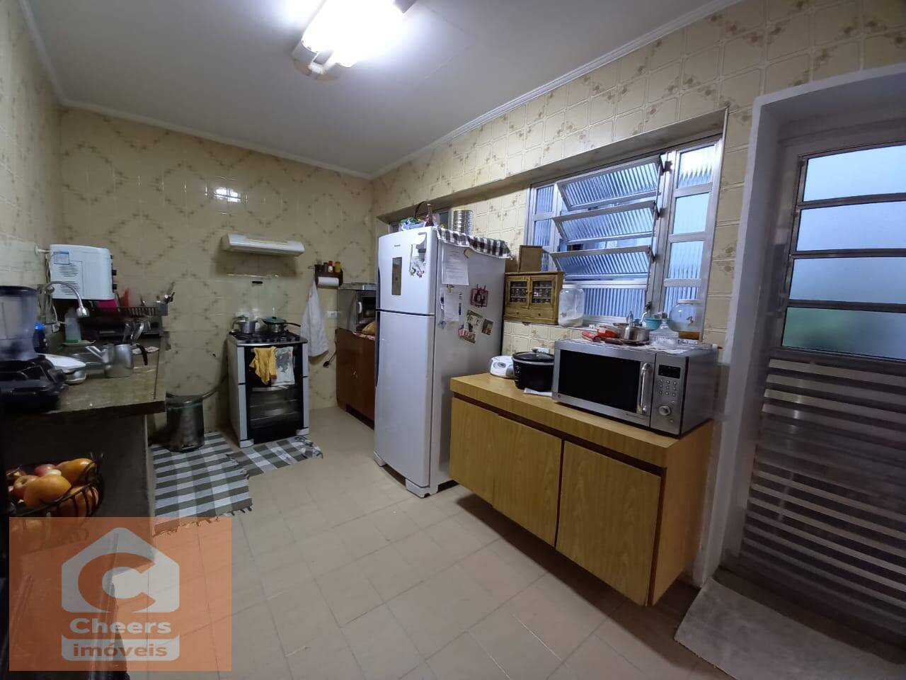 Casa à venda com 4 quartos, 200m² - Foto 4