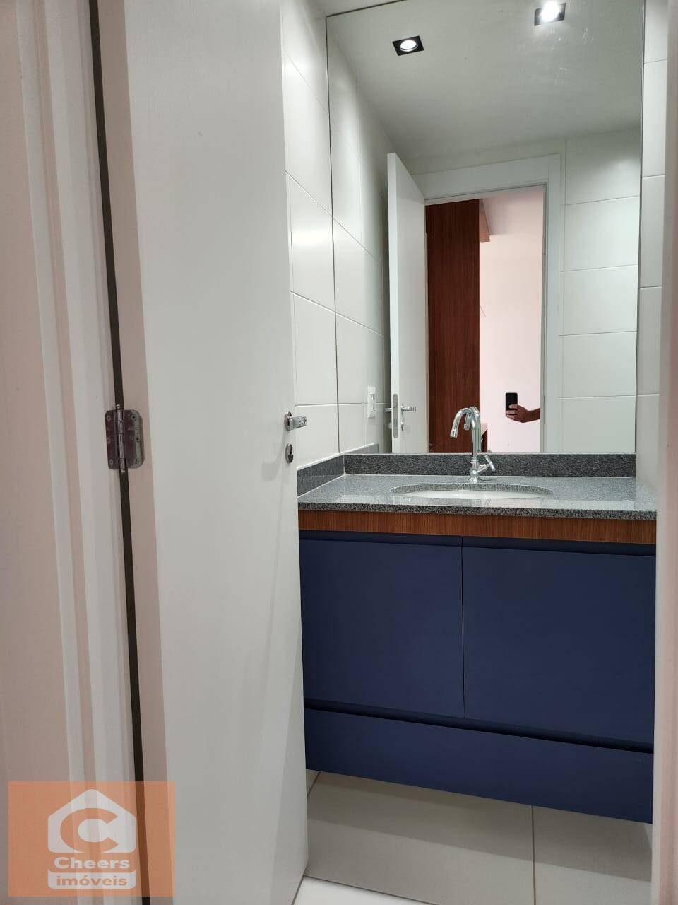 Apartamento para alugar com 1 quarto, 41m² - Foto 12