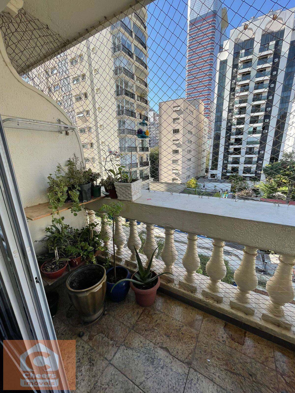 Apartamento à venda com 3 quartos, 90m² - Foto 8