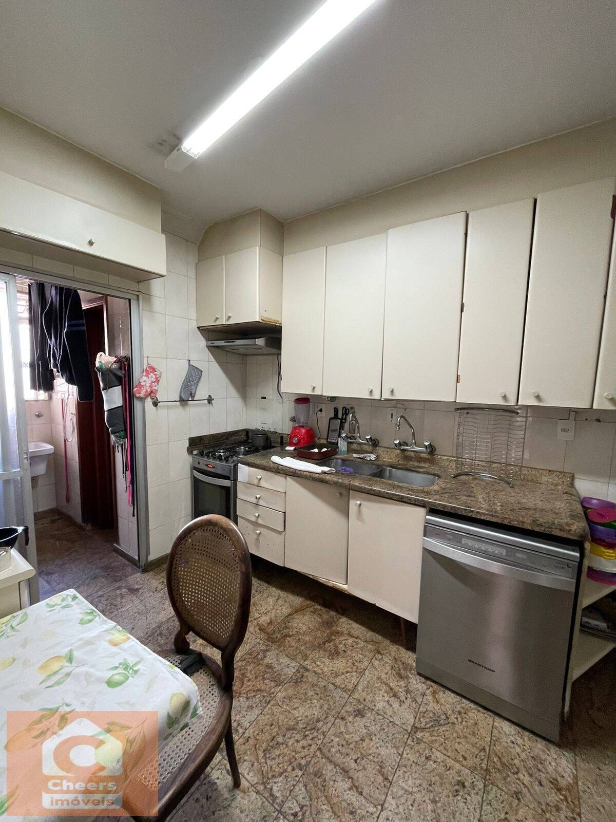 Apartamento à venda com 3 quartos, 90m² - Foto 11