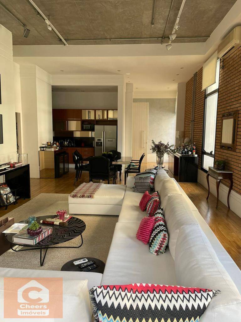 Apartamento para alugar com 3 quartos, 156m² - Foto 3