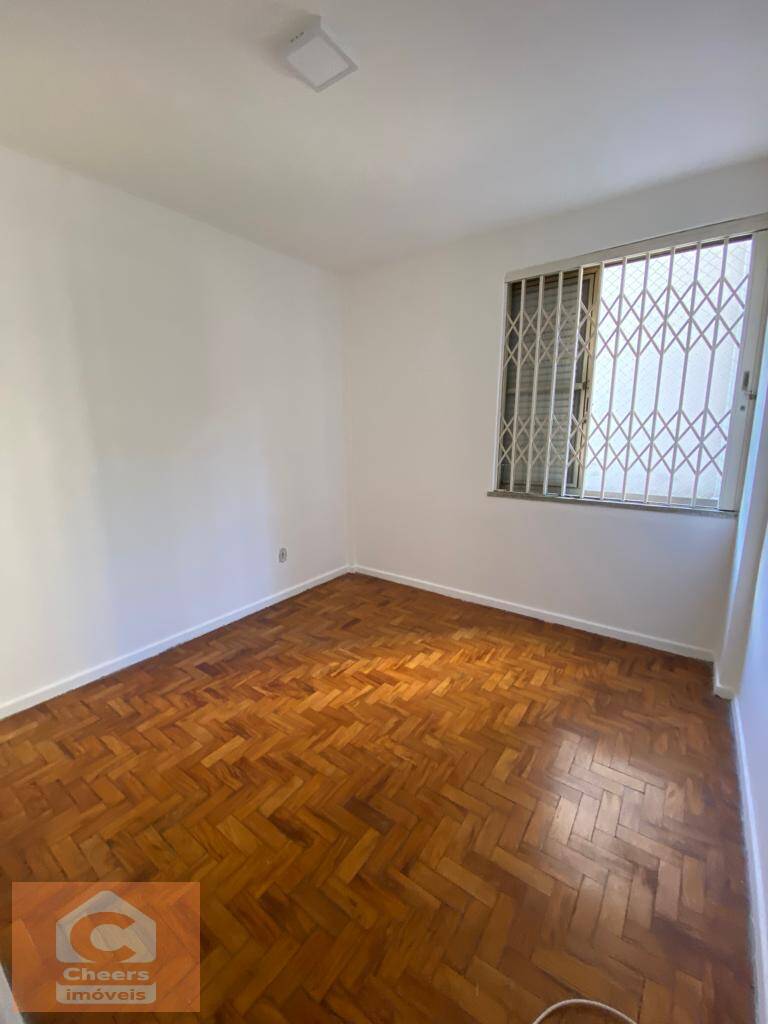 Apartamento à venda com 3 quartos, 124m² - Foto 4