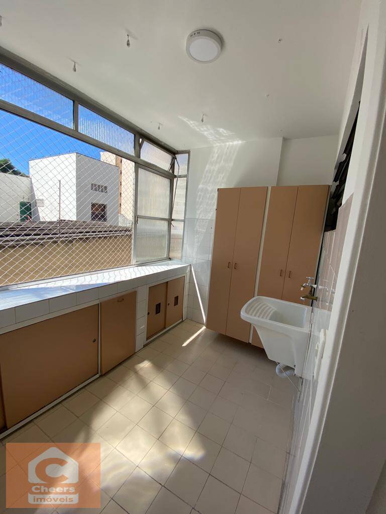 Apartamento à venda com 3 quartos, 124m² - Foto 9