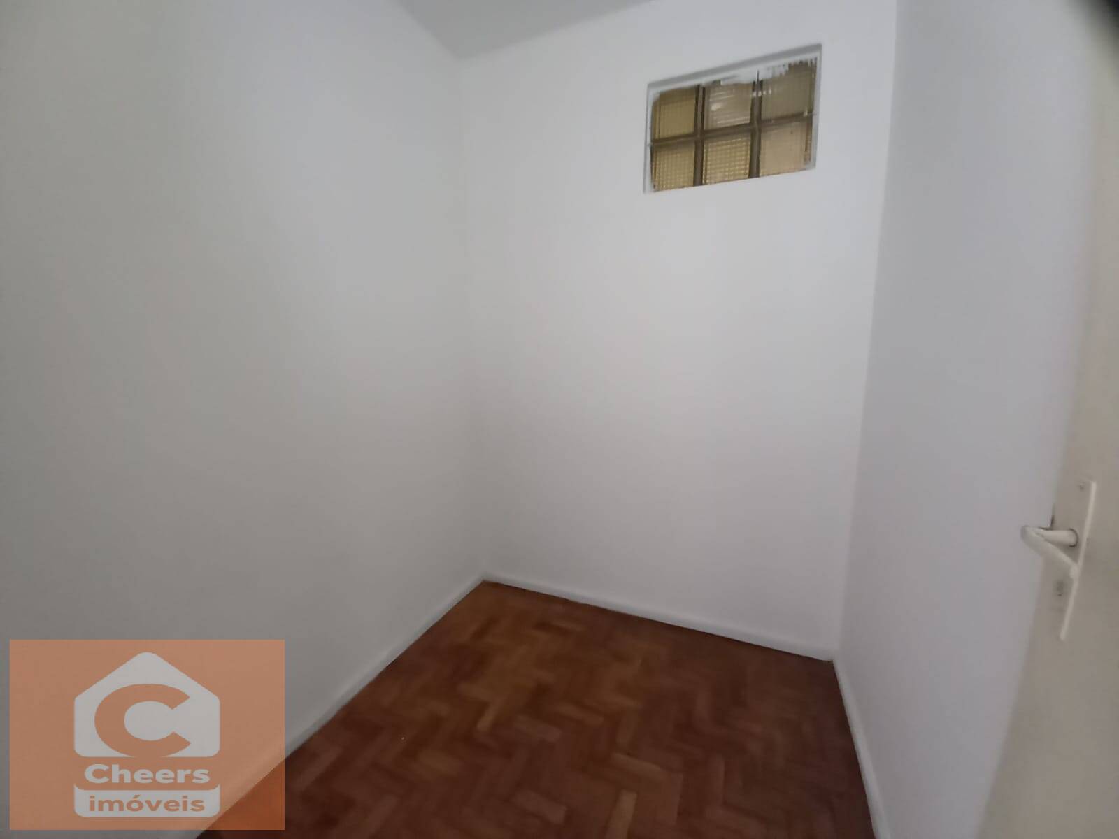 Apartamento para alugar com 3 quartos, 98m² - Foto 11