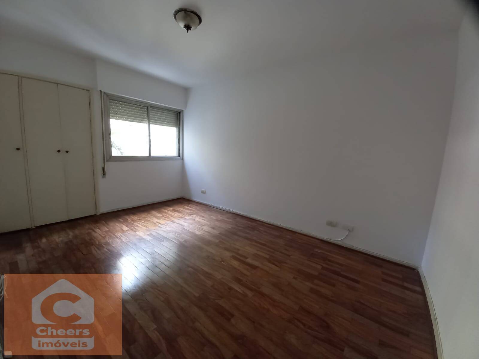 Apartamento para alugar com 3 quartos, 98m² - Foto 4