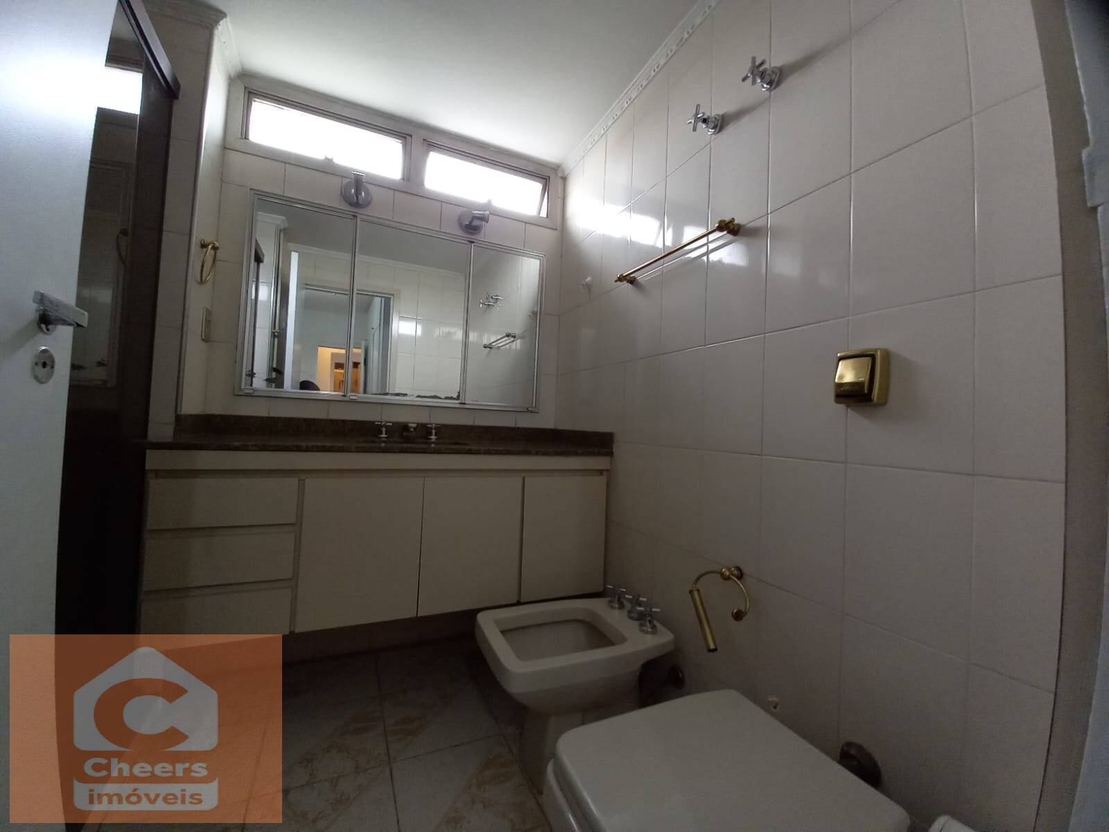 Apartamento à venda com 3 quartos, 140m² - Foto 19