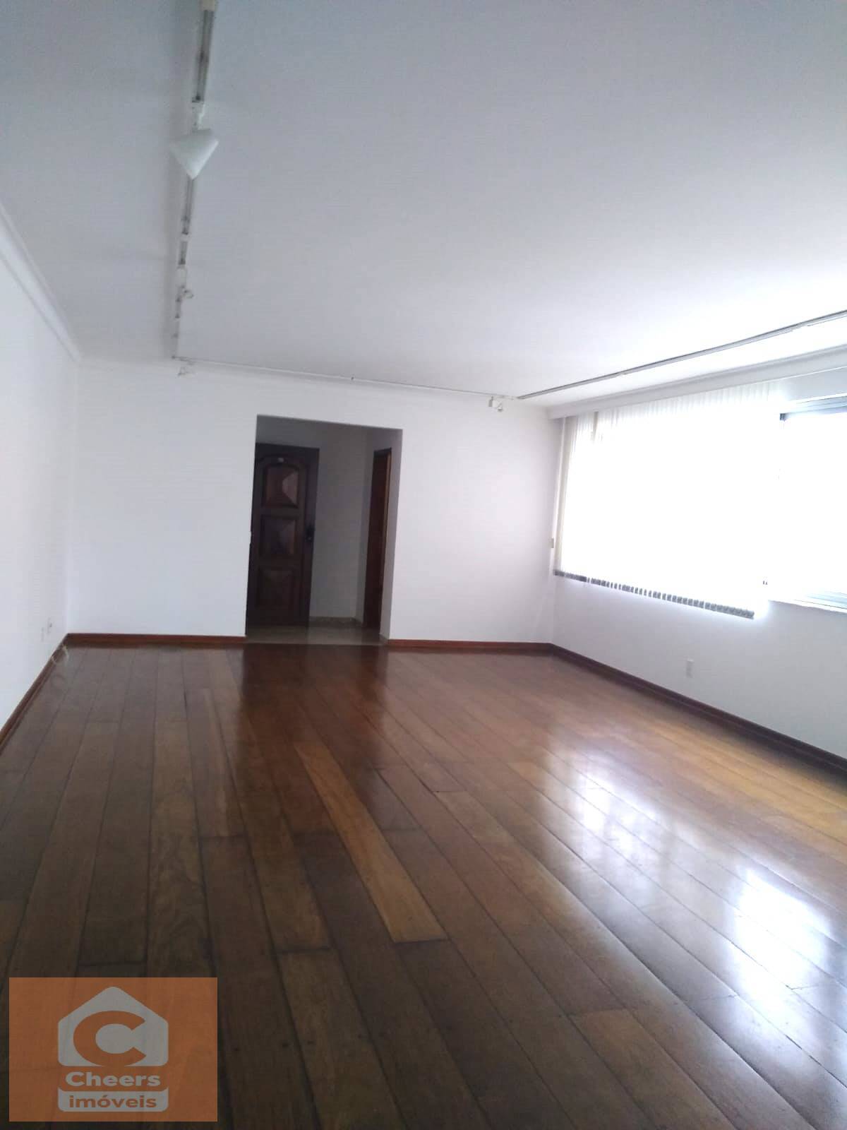 Apartamento para alugar com 3 quartos, 195m² - Foto 3