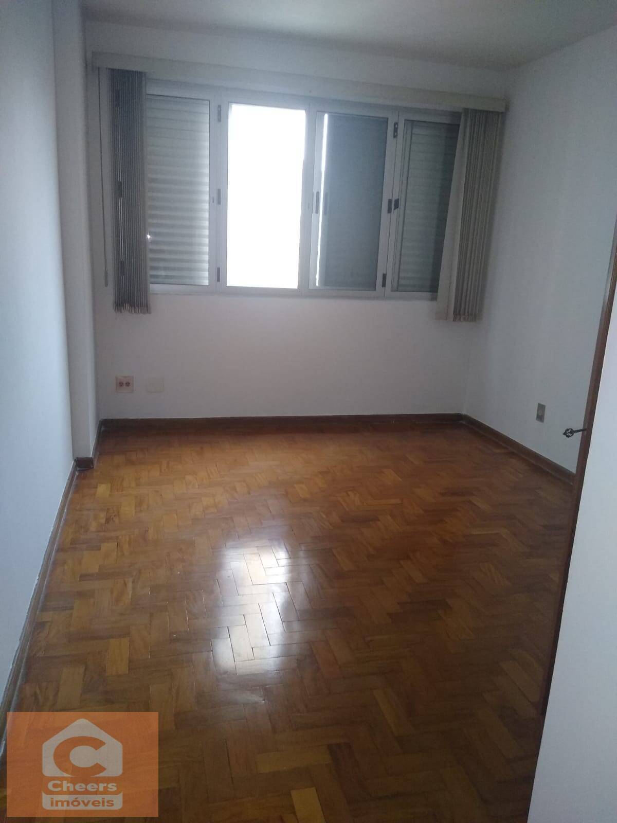 Apartamento para alugar com 3 quartos, 195m² - Foto 7