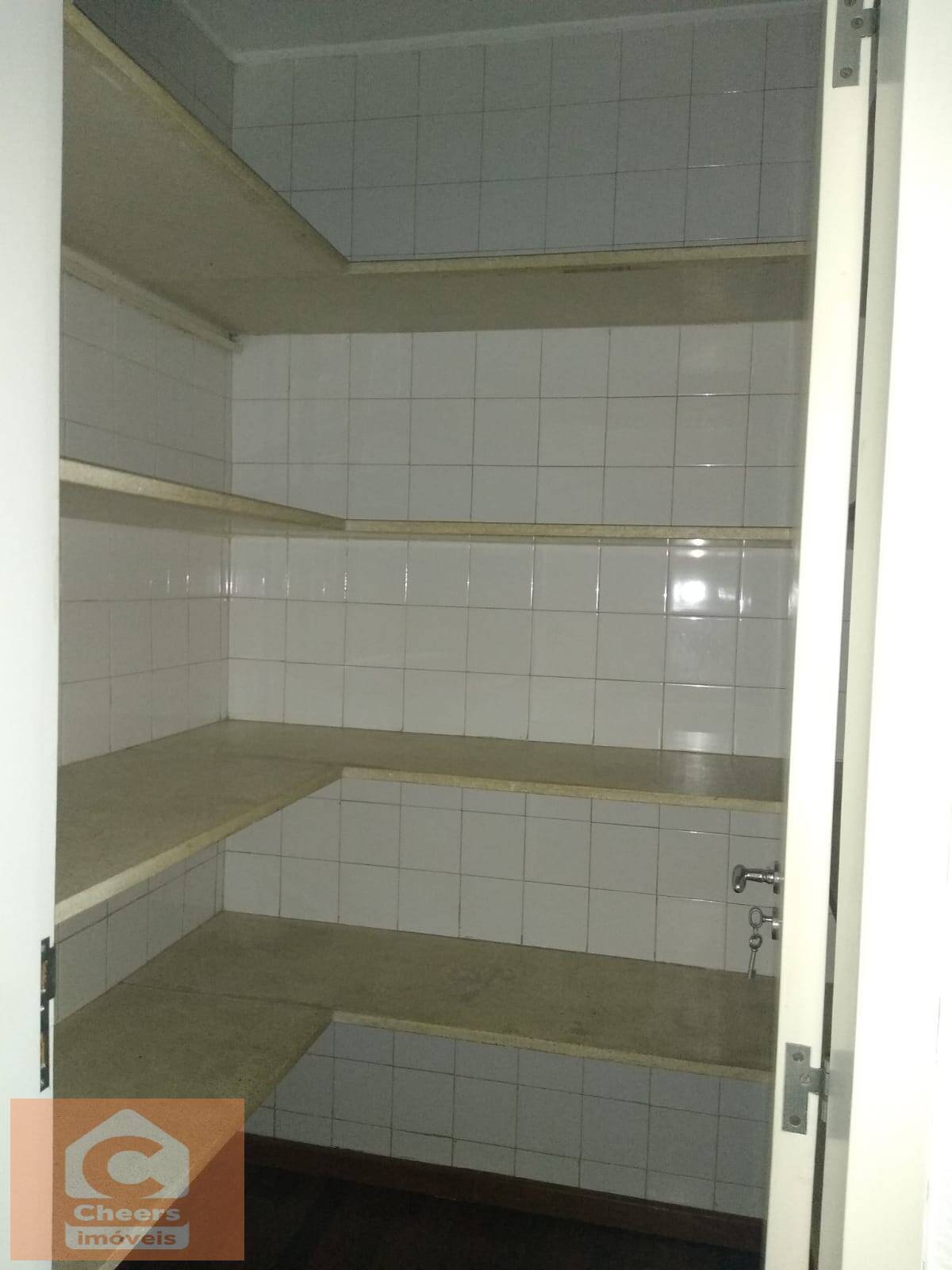 Apartamento para alugar com 3 quartos, 195m² - Foto 29