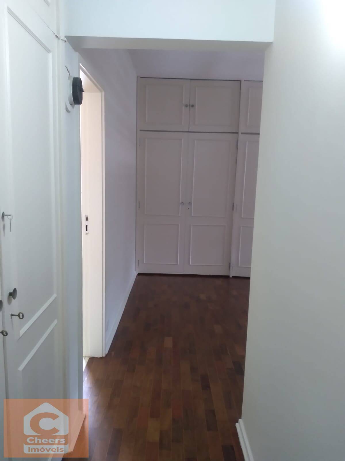 Apartamento para alugar com 3 quartos, 212m² - Foto 8