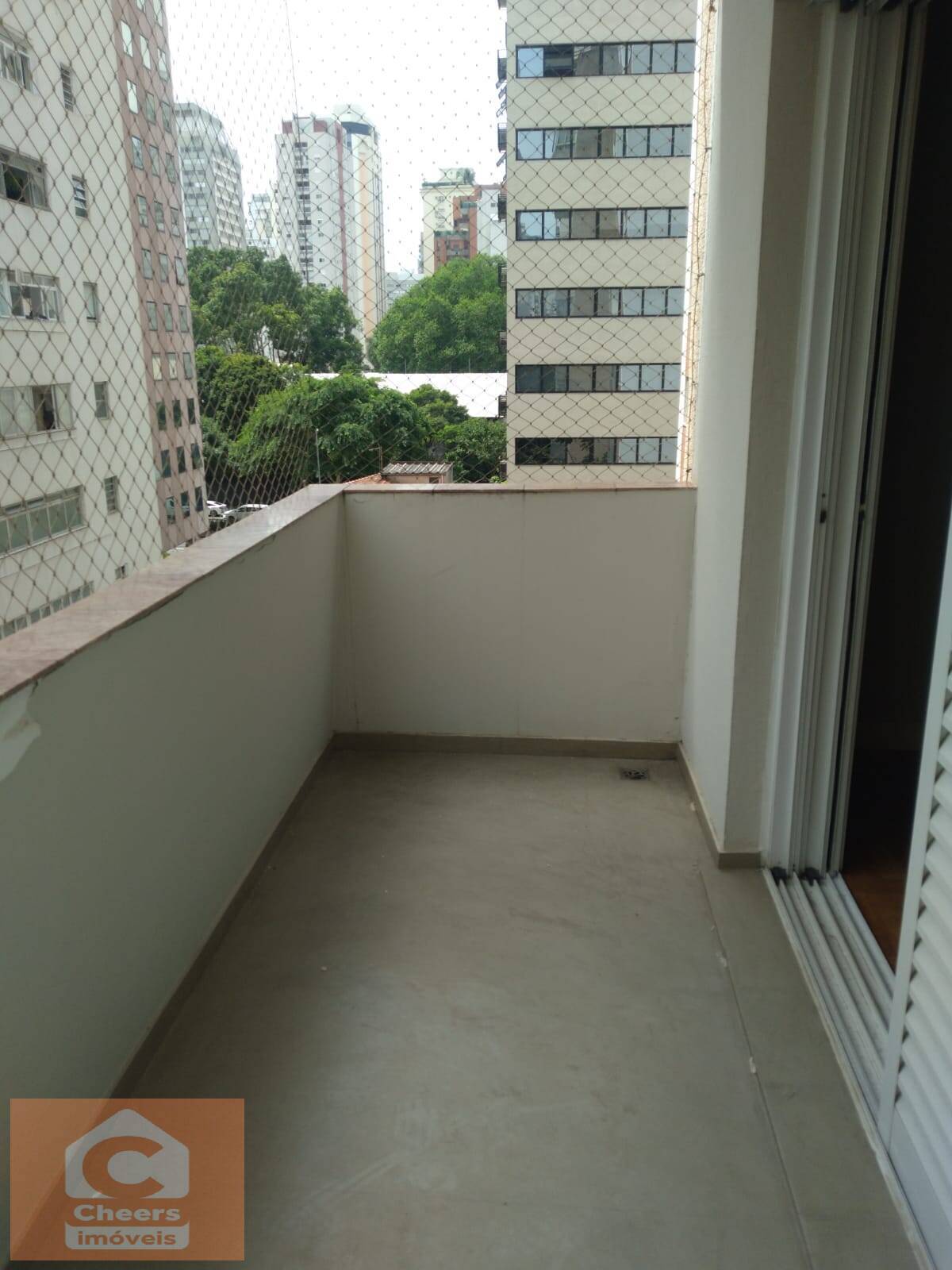 Apartamento à venda com 3 quartos, 250m² - Foto 5