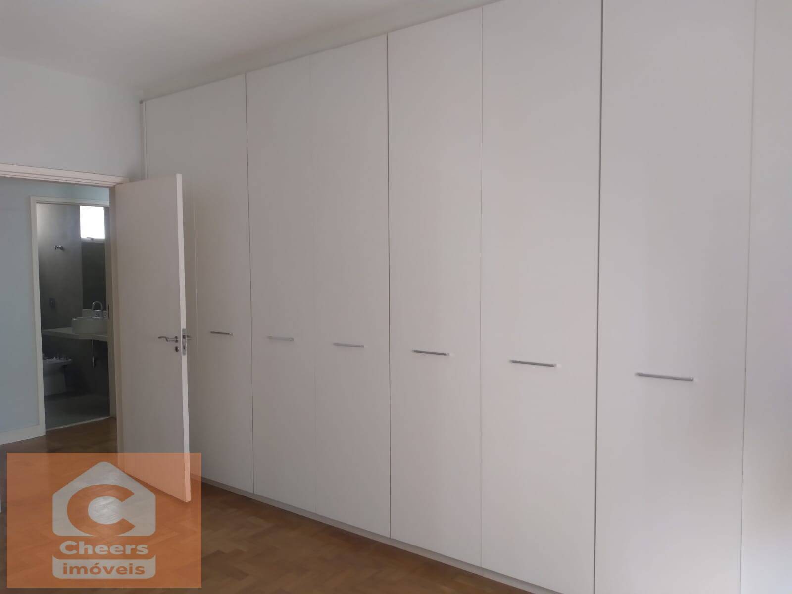 Apartamento à venda com 3 quartos, 250m² - Foto 8