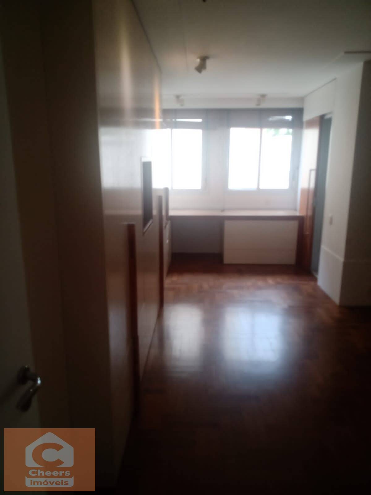 Apartamento à venda com 3 quartos, 190m² - Foto 3