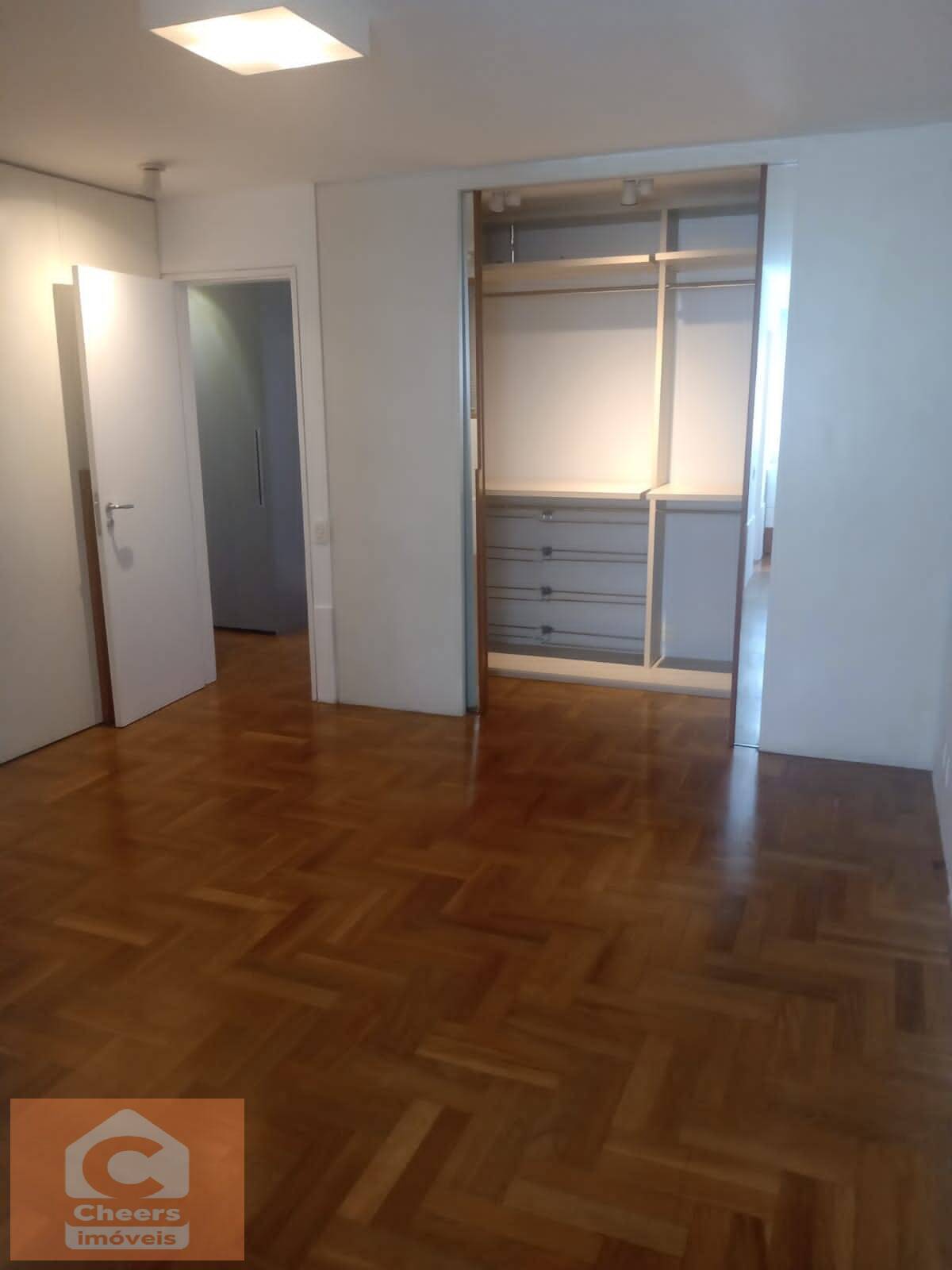 Apartamento à venda com 3 quartos, 190m² - Foto 13