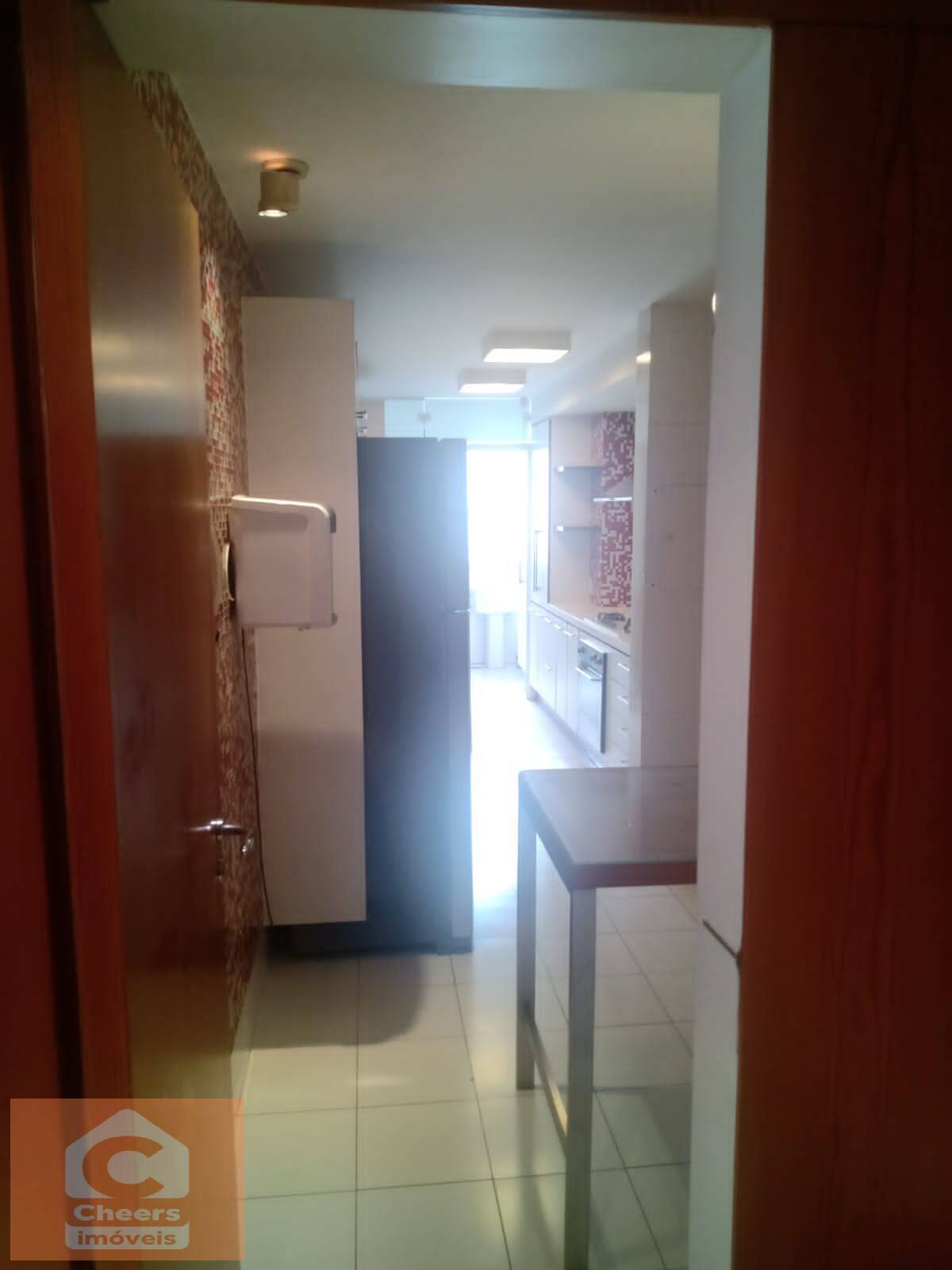 Apartamento à venda com 3 quartos, 190m² - Foto 18