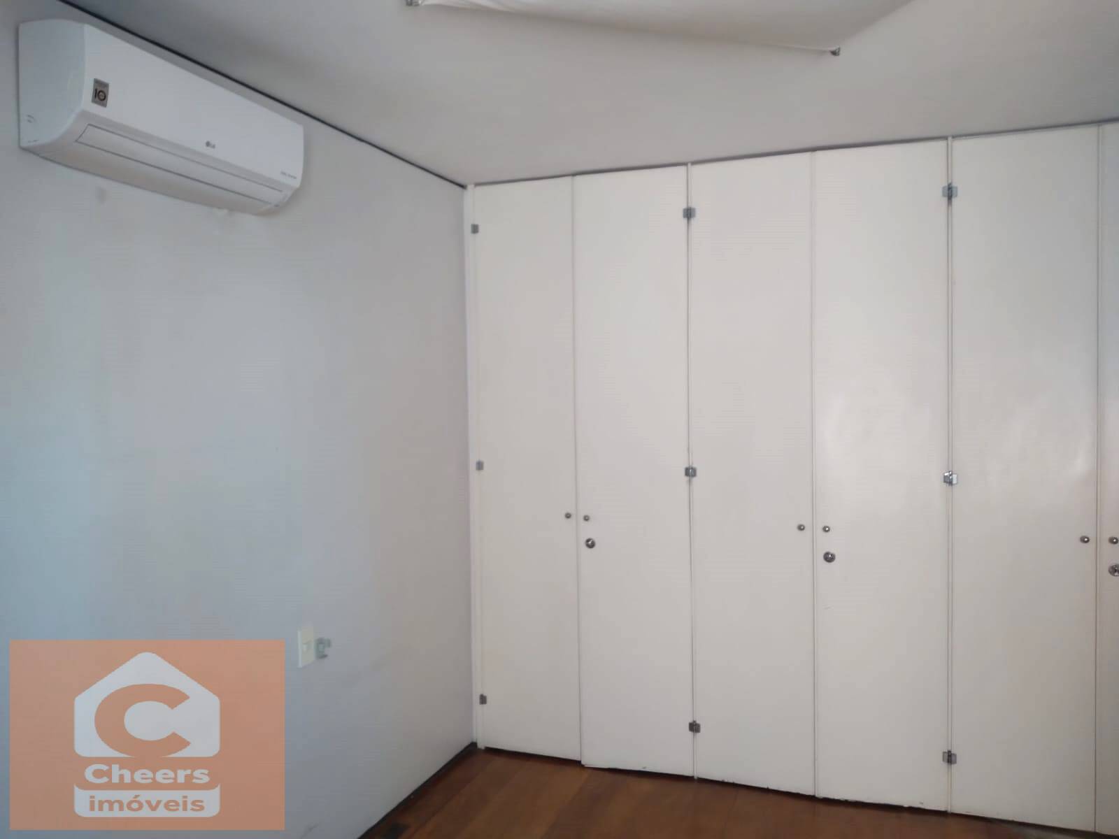 Apartamento à venda com 3 quartos, 160m² - Foto 13