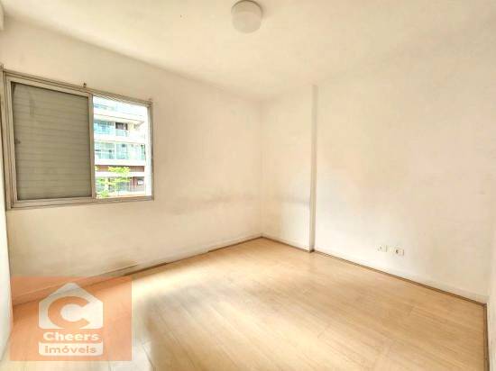 Apartamento à venda com 2 quartos, 75m² - Foto 6