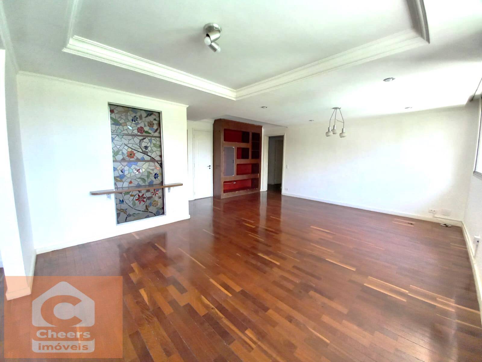 Apartamento para alugar com 4 quartos, 165m² - Foto 2