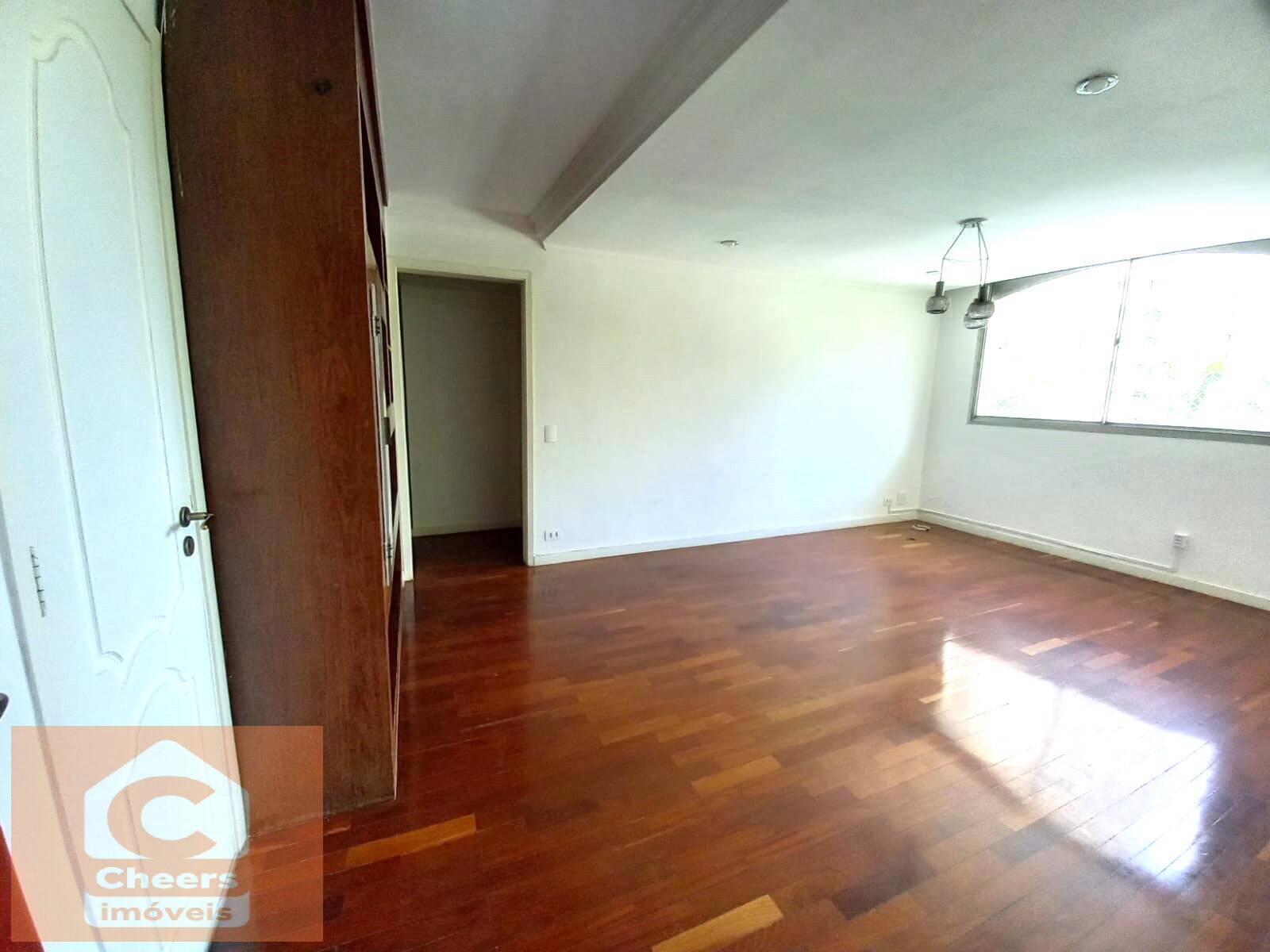 Apartamento para alugar com 4 quartos, 165m² - Foto 4