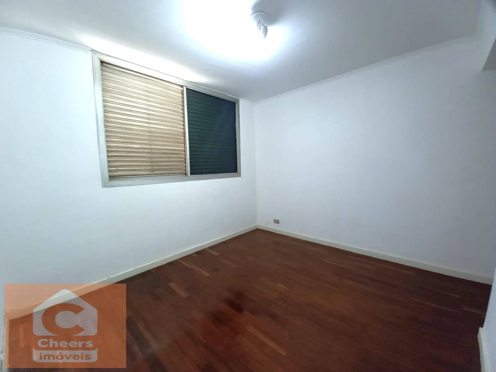 Apartamento para alugar com 4 quartos, 165m² - Foto 12