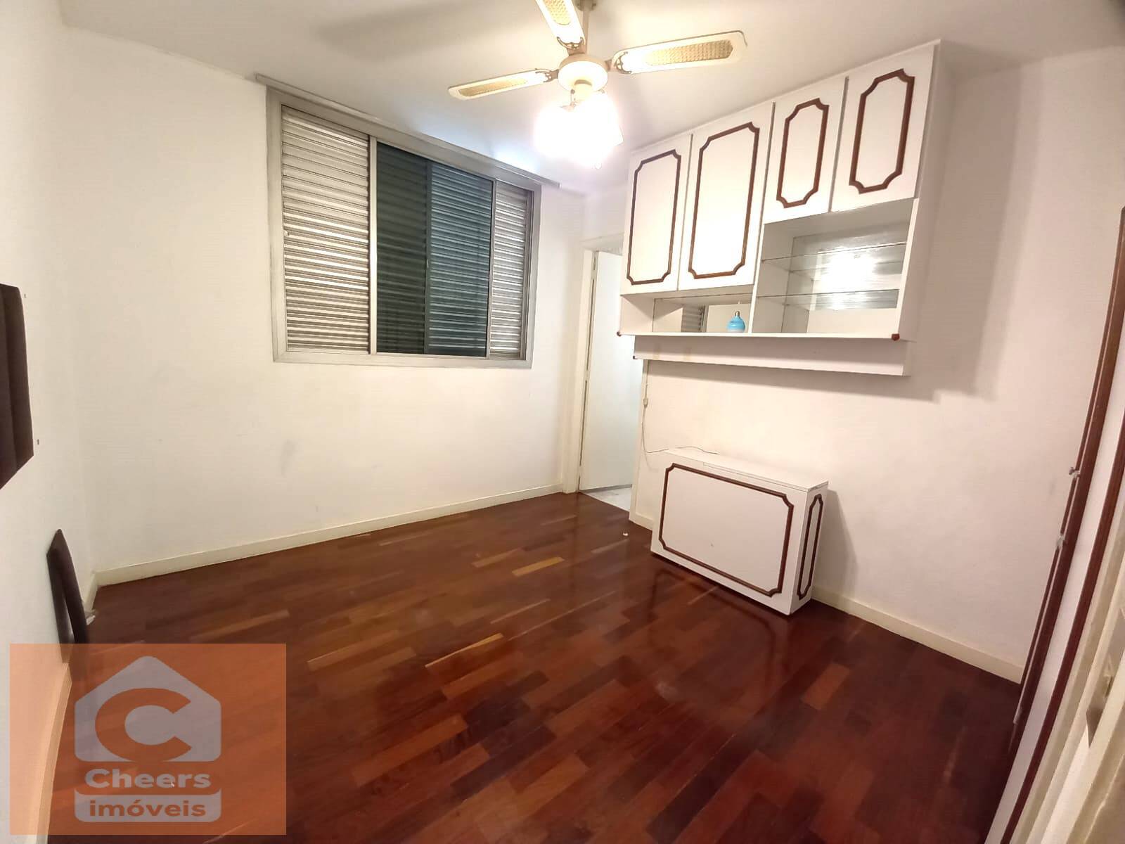 Apartamento para alugar com 4 quartos, 165m² - Foto 17