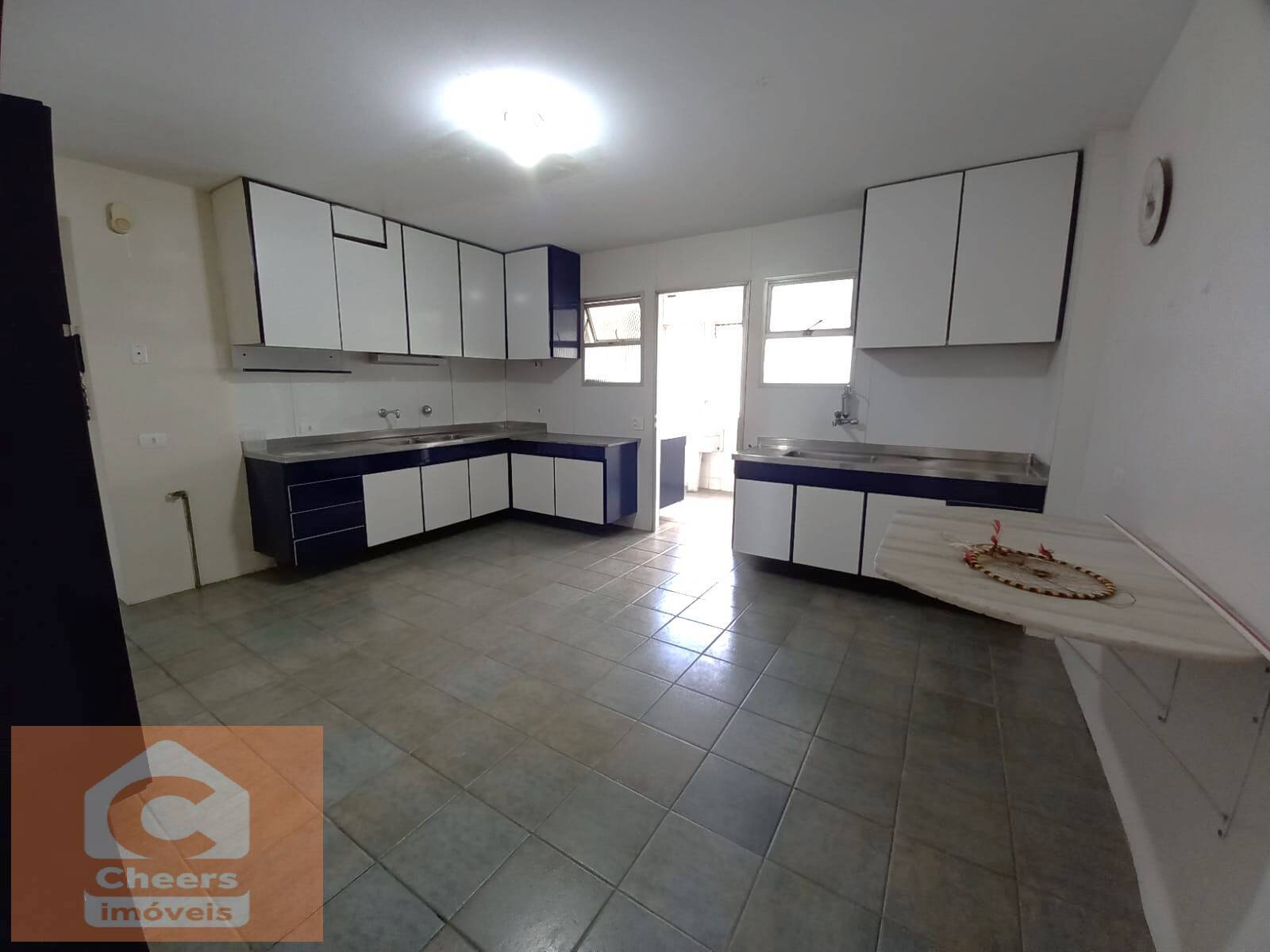 Apartamento para alugar com 4 quartos, 165m² - Foto 29