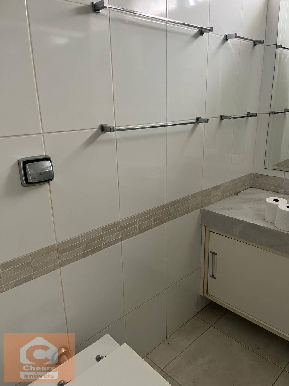 Apartamento para alugar com 3 quartos, 140m² - Foto 12